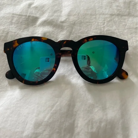 Diff Eyewear Tortoise Shell Blue Sunglasses Diff Eyewear | Accessories | Diff Eyewear Blue And Tortoise  main image 2